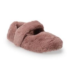 Experience the ultimate in comfort with these LC Lauren Conrad Sharelle Women's Slippers. Experience the ultimate in comfort with these LC Lauren Conrad Sharelle Women's Slippers. FEATURES Faux fur upper Polyester lining Textile outsole Round toe Slip onDETAILS Machine wash Slip-on Imported Size: X Small. Color: Mauve. Gender: female. Age Group: adult. Lauren Conrad Collection, Travel Slippers, Women's Slippers, Lc Lauren Conrad, Cozy Fashion, Lauren Conrad, Womens Slippers, Gender Female, Faux Fur