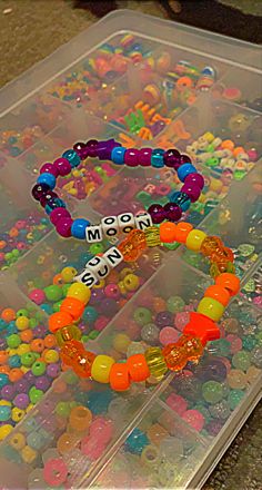 Pony Beads Bracelet, Sun And Moon Matching, Fire Bracelet, Clown Stuff, Kandi Beads, Cute Pony, Bracelet Combo, Pony Bead Projects, Kandi Inspo