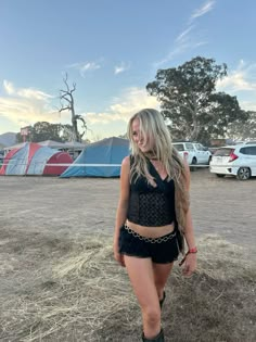 #pitch #festival Festival Outfits Reading, Listen Out Festival, Beyond The Valley Outfits, Osheaga Outfit Music Festivals, Listen Out Festival Outfits, All Black Festival Outfit, Music Festival Outfit Ideas Summer, Pitch Festival Outfits, Boomtown Outfit