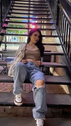 Baddie Insta Poses, Outfit Ideas Cute, Creative Fashion Photography, Fashion Outfit Ideas, Simple Shoes, Photo Pose Style, Trendy Fall Outfits