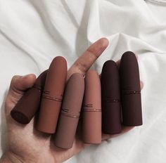 Penyimpanan Makeup, Alat Makeup, Mac Makeup, Mac Lipstick, Makeup Goals, Love Makeup, Cute Makeup, Aesthetic Makeup, Lipstick Colors