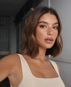 49 Coolest Middle Part, Blunt Cut Bobs to Try ASAP Fine Straight Hair, Long Bob Haircuts, Lob Hairstyle, Lob Haircut, Curly Hair Women, Hair Color And Cut, Middle Part, Face Hair