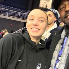 paige bueckers | cr @/ hoopplanet_usa on ig Uconn Basketball, The One, Basketball