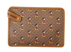 Gucci x Disney GG Supreme wallet Gorgeous brand new with tags and box, 100% Authentic Gucci wallet. Material: leather. Details: Zippers closure, 4 card slots Color: Multicolor Measurement W*L*D: 30cm*22cm*5cm Printed Clutch, Buy Gucci, Gucci Models, Clutch Pouch, Gucci Wallet, Zip Pouch, Canvas Leather, Wallets For Women, Gucci Bag