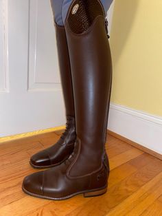 Salento brown boot with custom top in Malibu Moka. Please çall Amanda 424 263 5914 amanda@geegeeequine.com 8-10 weeks delivery time Updated price 2021 Brown Round Toe Riding Boots, Brown Snip Toe Riding Boots, Fitted Brown Boots With Leather Sole, Winter Riding Boots In Brown, Brown Riding Boots For Winter, Leather Sole Round Toe Boots For Shows, Fitted Round Toe Boots For Shows, Riding Boot Outfits, Boot Outfits