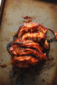 the meat is cooked and ready to be put in the oven on the baking sheet