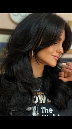 Haircuts For Long Hair With Layers, Hairstyles For Layered Hair, Long Layered Haircuts, Haircuts For Medium Hair, Long Hair With Bangs, Long Black Hair, Long Layered Hair, Haircuts For Long Hair, Hair Inspiration Color