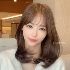 Hairstyle Korean, Medium Long Haircuts, Medium Hair Cuts, Long Hair Cuts