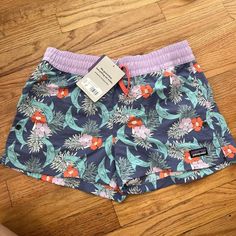 Get Ready For Some Fun In The Sun With These Nwt Patagonia Girls Costa Rica Baggies Shorts. Perfect For Any Adventurous Girl, These Shorts Are Made With 100% Nylon Material That Is Both Comfortable And Durable. The Multicolor Design Is Sure To Stand Out And The Size Xl (14) With 3 Inseam Is Perfect For Any Active Young Lady. These Bottom Swimsuit Shorts Are Ideal For Any Beach Or Pool Day And Are Sure To Provide Endless Fun. The Brand Is Well Known For Their High-Quality Products And This Item I Casual Blue Patagonia Bottoms, Swimsuit Shorts, Swim Shorts Women, Patagonia Kids, Swimsuit With Shorts, Pool Day, Aesthetic Women, Pool Days, Fun In The Sun