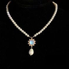 38cm pearl necklaceProm Pearl Necklace With Moonstone - Regency Era Style Multi-strand Bridgeton Daphne, Bridgerton Jewellery, Quinceanera Earrings, Regency Necklace, Bridgerton Experience, Bridgerton Jewelry, Regency Ball, Regency Era Fashion, Era Fashion