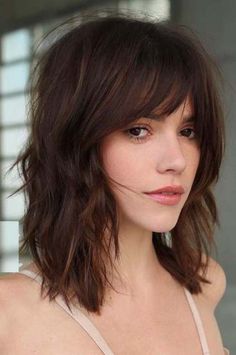 Tapered Medium Length Hair, Italy Hair, Shag Cut, Balayage Bob, Hairstyles 2024, Bangs With Medium Hair, Hair With Bangs, Grey Style