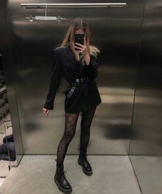 Blazer Outfit, Fashion Blogger Style, Back To, Looks Black, Instagram Outfits, All Black Outfit, 가을 패션