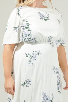 Porto Floral Smocked Midi Dress Curve – Sugarlips Flowy Floral Dress With Smocked Back And Short Sleeves, Summer Garden Party Smocked Dress With Ditsy Floral Print, Summer Off-shoulder Flowy Smocked Dress, Short Sleeve Smock Floral Dress For Garden Party, Summer Garden Party Dress With Ditsy Floral Print, Flowy Off-shoulder Smocked Summer Dress, Flowy Off-shoulder Smocked Dress For Summer, White Sundress With Smocked Back For Spring, Flowy Off-shoulder Smocked Dress For Beach