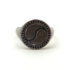 Yin and Yang Black Stone Black Bold Signet Ring Signet Ring For Men, Modern Jewellery Design, Korean Culture, Fine Gold Jewelry, Black Stones, Logo Gifts, Silver Signet Ring, Yin And Yang, Gold Alloys