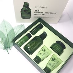 Innis Free Green Tea, Green Skincare Products, Green Wonyoungism, Green Tea Skin Care, Korean Skin Care Secrets, Innisfree Green Tea, Green Skincare, Green Cosmetics, Beautiful Skin Care