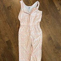 Super Cute Floral Pattern - Never Worn! Fitted Summer Onesie For Bedtime, Playful White Jumpsuits And Rompers For Loungewear, Fitted Casual Onesie For Pajama Party, Playful Fitted Jumpsuits And Rompers For Loungewear, White Onesie For Pajama Party In Spring, Playful White Sleeveless Sleepwear, Fitted Casual Jumpsuits And Rompers For Pajama Party, Playful Summer Onesie For Sleepovers, Playful Onesie For Summer Sleepovers