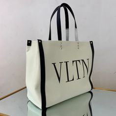 Size: 37cm*12cm*32cm It comes with Dust box, Care manual, Tag, and Paper bag. Balenciaga Track, Hermes Shoes, Louis Vuitton Wallet, Dior Shoes, Cartier Ring, Top Collection, Cute Bag, Prada Bag, Hermes Bag Birkin