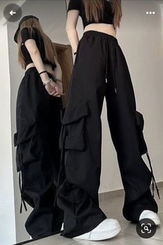 Kpop Cargo Pants Outfit, Kpop Pants, Oversized Korean Fashion, Sweatpants Baggy, Woman Streetwear, Fesyen Islam, Streetwear Cargo Pants, Streetwear Chic, Pant Women