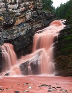 an image of a waterfall that is in the middle of a texting conversation with someone else