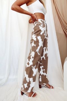 Cow Print Jeans, Brown And White Cow, White Cow Print, Concert Dresses, Cow Spots, Denim And Diamonds, Bridal Tops, Print Jeans, Top Wedding Dresses