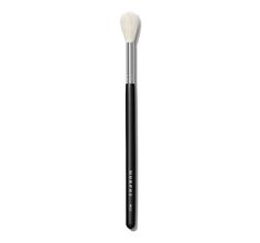 M510 - ROUND BLENDER HIGHLIGHTER BRUSH Real Techniques Powder Brush, Blender Makeup, Blending Eyeshadow, Plastic Mesh, Highlighter Brush, Angled Brush, Contour Brush, Beauty Sponge, Jeffree Star Cosmetics