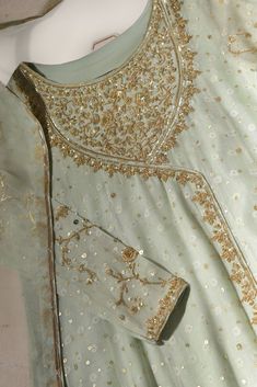 Angrakha Style Dresses, Angrakha Style, Velvet Dress Designs, Pakistani Fancy Dresses, Beautiful Pakistani Dresses, Dress Design Patterns, Simple Pakistani Dresses, Embroidery Suits Design, Designer Dresses Casual