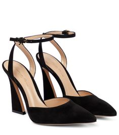 These pumps are made from suede and feature elegant ankle straps with slanted heels. Gianvito Rossi leads the way with contemporary footwear rooted in traditional Italian craftsmanship. Gianvito Rossi Heels, Rossi Shoes, Black Suede Pumps, Office Shoes, Blue Pumps, Luxury Women Fashion, Black Accessories, Leather Ballet Flats, Suede Pumps