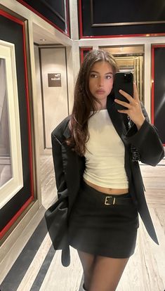 Classy Dinner Outfits, Minimal Fits, Dinner Outfit Casual, Latina Outfits, Outfit Work, Outfits Classy, Populaire Outfits, Looks Party, Classy Style