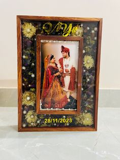 Varmala Preservation, Photo Frame Wedding, Resin Photo Frame, Resin Photo, Wedding Memory, Frame Wedding, Hindu Wedding, Indian Wedding Decorations, Wedding Memorial