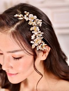 A delicate bridal hair comb that will add a touch of sophistication to any wedding gown or formal ensemble. Adorned with a combination of iridescent pearls, shimmering crystals and enameled leaves on a yellow gold base, it will give your hair an extra touch of glam to finish off your perfect look on your perfect day. 2.4" (approx. 6cm) in height and 6.7" (approx. 17cm) in length. The vines with crystals and leaves are flexible and they can be molded in any shape to suit your preferred hair style Bridesmaid Hair Jewelry, Pearl Bridal Hair Comb, Clips For Hair, Gold Hair Accessories Wedding, Hair Tiara, Pearl Bridal Hair, Bridal Hair Combs Pearl, Women Headband, Pearl Hair Combs