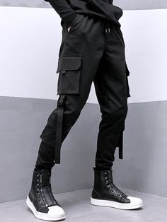 Negro Calle Collar  Tela Liso Pantalones cargo Embellished No-Elástico Primavera/Verano/Otoño Techwear Men, Cargo Pants Outfit Men, Techwear Pants, Techwear Fashion, Pants Outfit Men, Cargo Pants Outfit, Guys Clothing Styles, Black Cargo Pants, Cool Outfits For Men