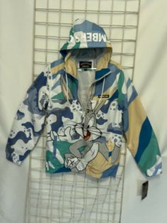 NEW LOONEY TUNES X MEMBERS ONLY JACKET BLUE/CAMO POPOVER WINDBREAKER HOODIE M. Condition is "New with tags". Shipped with USPS Priority Mail Padded Flat Rate Envelope. New Looney Tunes, Members Only Jacket, Blue Camo, Bugs Bunny, Looney Tunes, Camo, Rain Jacket, Blue