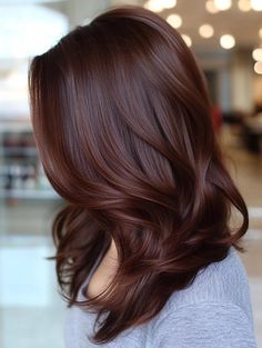 Chocolate Brown Hair With Violet Undertones, Global Chocolate Brown Hair Colour, Beautiful Hair Colour Ideas, Dyed Chocolate Brown Hair, Chocolate Dye Hair, Medium Cherry Brown Hair, Velvet Brown Hair Color, Subtle Cherry Brown Hair, Rich Medium Brown Hair Color