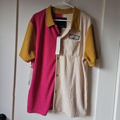 Nwt Reason Clothing Waffle Towel Button Down Men's Short Sleeve Shirt Color Block Style Viscose Front Chest Pocket Fits True To Size Width: 21" Length: 27" Original Listing--> Https://Shorturl.At/Dkfi0 #Reasonclothing #Summer #Beachwear #Nwt Casual Pink Patchwork Shirt, Pink Top With Camp Collar And Button Closure, Pink Collared Patchwork Tops, Pink Collared Shirt With Buttons, Pink Top With Button Closure And Camp Collar, Pink Relaxed Fit Collared Camp Shirt, Pink Cotton Shirt With Camp Collar, Pink Collared Camp Shirt For Spring, Spring Pink Shirt With Patchwork