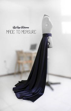 Hey, I found this really awesome Etsy listing at https://www.etsy.com/listing/522075026/detachable-satin-skirt-navy-blue Diy Overskirt, Long Skirt Formal, Romper Skirt, Navy Ball, Prom Skirt, Skirt Satin, Over Skirt, Paper Dolls Clothing, Detachable Skirt