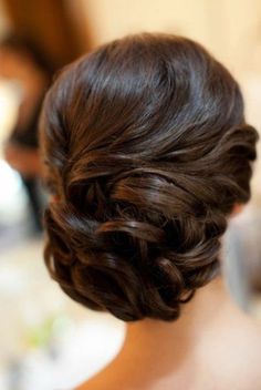 Indian wedding hairstyles: The up do - Shaadi Bazaar Vintage Wedding Hair, Fishtail Braid, Formal Hairstyles, Popular Hairstyles