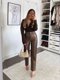 Pink And Brown Outfits For Women, Brown Going Out Outfits, Cognac Leather Pants Outfit, Dressy Work Outfits, Fall Leather Dress, Lily Clark, Demure Outfit, Brown Leather Pants, Look Legging