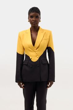 Michelle Blazer Female Pant Suit, Woman Power Suit, Suit On Women, Tailored Trousers Women, Blazer Jacket Outfits, Mugler Inspired, Women Suits Business, Walking In Street, Power Suits For Women