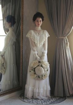 1910 Vintage Dresses, Modest Lace Wedding Dress, Modest Lace Wedding Dresses, Victorian Lace Dress, Bridal Dresses Vintage, Victorian Wedding Dress, Victorian Gown, Long Sleeve Wedding Dress Lace, Victorian Wedding