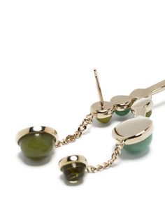 Orecchini colorati d'oro con dettagli sulle sfumature del verde. Ear Cuff Women, Ear Cuff Jewelry, Colored Earrings, Cuff Jewelry, Belt Jewelry, Jewelry Tags, Green Earrings, Accessories Jewelry Earrings, Gold Pearl