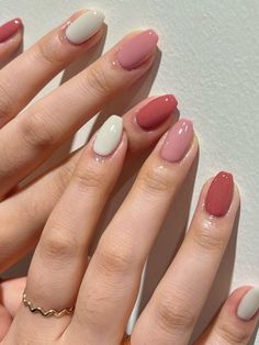 Snow Tattoo, Minimal Nails Art, Hello Nails, Subtle Nails, Trendy Nail Art Designs, Simple Gel Nails, Minimal Nails, Casual Nails, Blush Nails