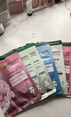 Masks For Oily Skin, Skin Care Face Mask, Basic Skin Care Routine, Shower Skin Care, Perfect Skin Care Routine, Mask Black, Face Mask Set, Pretty Skin Care, Bath And Body Care