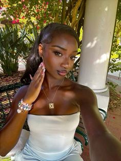 #melanin #darkskin #makeup Pretty Dark Skin, Makeup For Black Skin, Dark Skin Beauty, Black Femininity, Girls Makeup, Pretty Makeup, Black Is Beautiful