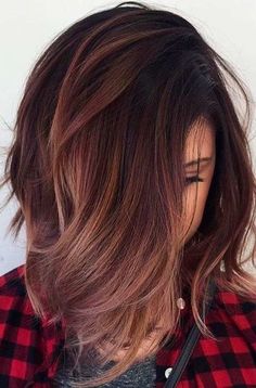 Red Highlights In Brown Hair, New Short Hairstyles, Fall Hair Color Trends, Latest Hair Color, Hairstyle Inspiration, Latest Hair, Bun Hairstyle, Haircuts Short