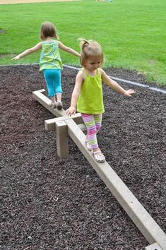 Preschool Playground, Diy Preschool, Outdoor Play Areas, Diy Playground, Kids Outdoor Play, Outdoor Play Area, Balance Beam, Natural Playground