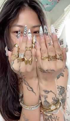 Dna Tattoo, Funky Nail Art, Nail Jewelry, Dope Jewelry, Jewelry Lookbook, Stacked Jewelry, Hippie Jewelry, Nail Charms, Funky Nails