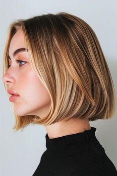 Highlighted Bob Straight Hairstyle. Straight Prom Hair, Bob With Highlights, Short Bobs With Bangs, Red Balayage, Second Day Hairstyles, Chin Length Bob, Angled Bob, Hair Flow