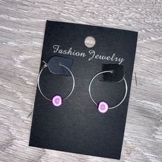 🌸 lilac miracle bead earrings🌸  ♥️Catches the light to give off a glow!  ♥️Perfect for nights out or even holidays!  ♥️£3  ♥️Shown on 20mm hoop  ♥️ earrings are silver plated and not real silver The colour may vary slightly due to most images being taken under direct sunlight or with flash to show you the full effect of the beads x  White beads may appear grey/silver when opened in a dark room. The full effect of the beads will shine through in different lights. Please note: Buyer pays for any return postage/ exchange postage x Trendy Round Hoop Earrings As Gift, Adjustable Round Hoop Earrings As Gift, Luminous Jewelry For Gift, Adjustable Small Purple Hoop Earrings, Trendy Small Hoop Purple Jewelry, Trendy Purple Small Hoop Jewelry, Adjustable Purple Hoop Earrings, Adjustable Nickel-free Purple Hoop Earrings, Adjustable Purple Round Hoop Earrings