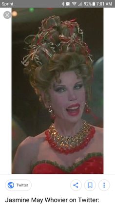 Martha May Whovier hairstyle & jewelry Mayor Of Whoville, Martha May Whovier, Whoville Costumes, Cindy Lou Who Hair, Martha May, Whoville Hair, Whoville Christmas, Christmas Fancy Dress, French Braid Hairstyles