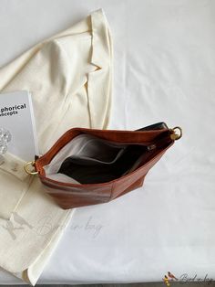 Bird in Bag - Vintage Hobo Shoulder Bag Commuter Bag, Leather Hobo Bag, Bag Bag, Bird In Bag, Leather Hobo, Square Bag, Bag Straps, Hobo Bag, Vintage Leather